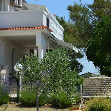 Apartment Tommy Barbat na Rabu Exterior photo