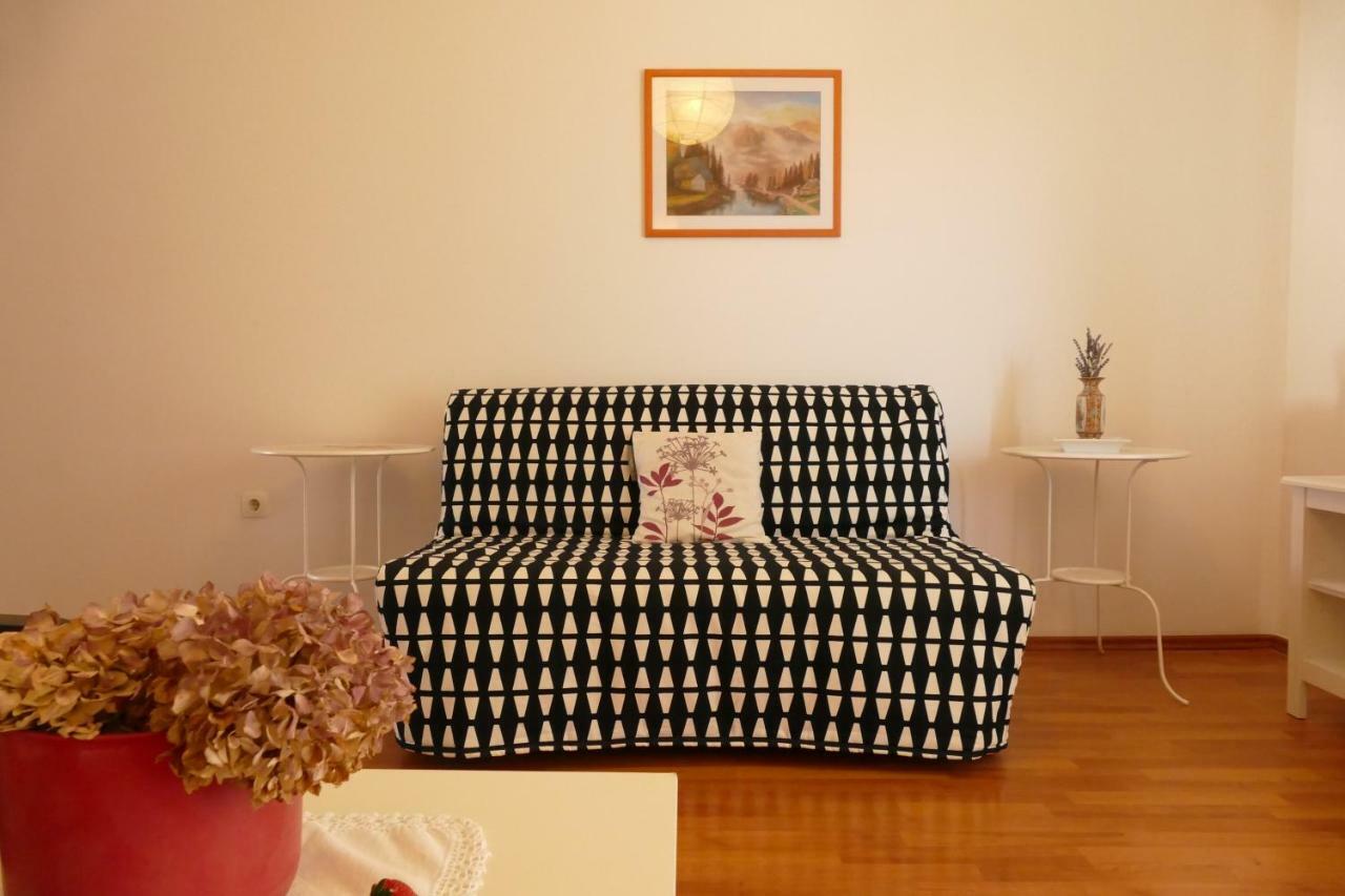Tommy Apartment